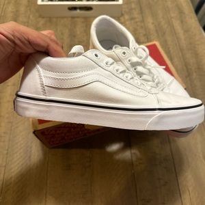 Vans old skool white canvas shoe